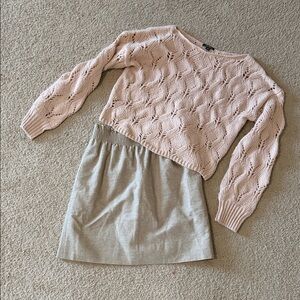 Pink Knit Sweater & khaki paper bag skirt outfit